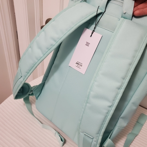 NWT Herschel Supply Co. IONA Backpack Blue Tint in Color, Versatile Great bag - Picture 4 of 9